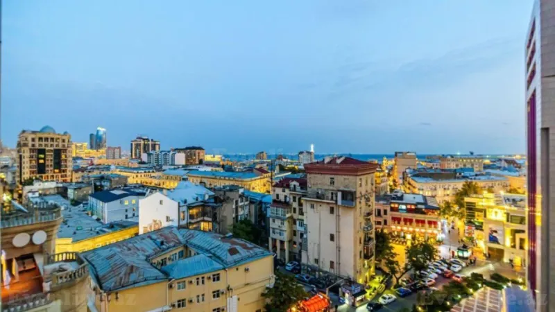 Satılır 4 otaqlı Mənzil Yeni tikili 256 m² Sahil m. - şəkil 2