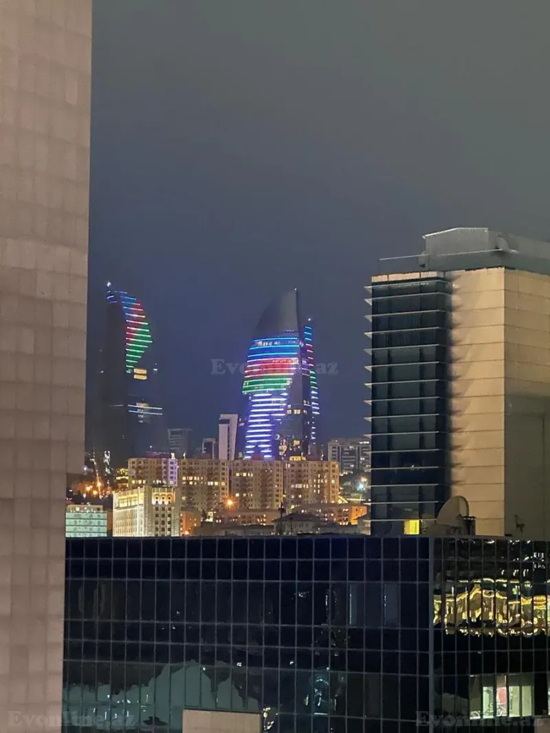 Satılır 4 otaqlı Mənzil Yeni tikili 256 m² Sahil m. - şəkil 4