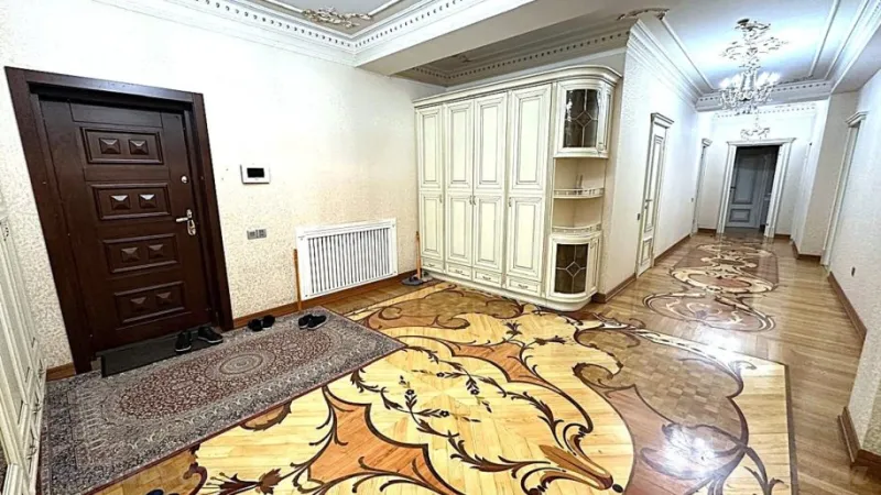 Satılır 4 otaqlı Mənzil Yeni tikili 256 m² Sahil m. - şəkil 10