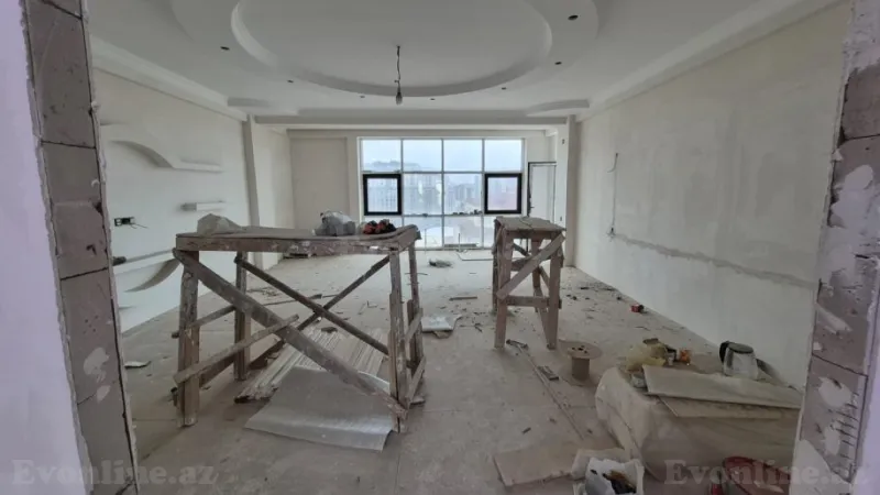 Satılır 3 otaqlı Mənzil Yeni tikili 175 m² 28 May m. - şəkil 2