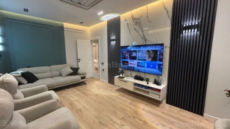 Satılır 5 otaqlı Mənzil Köhnə tikili 120 m² Yasamal r. - şəkil 2