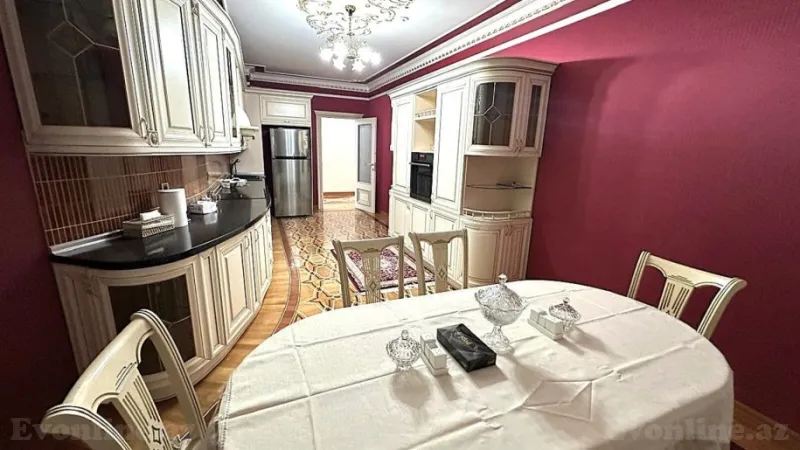 Kirayə verilir 4 otaqlı Mənzil Yeni tikili 256 m² Sahil m. - şəkil 7