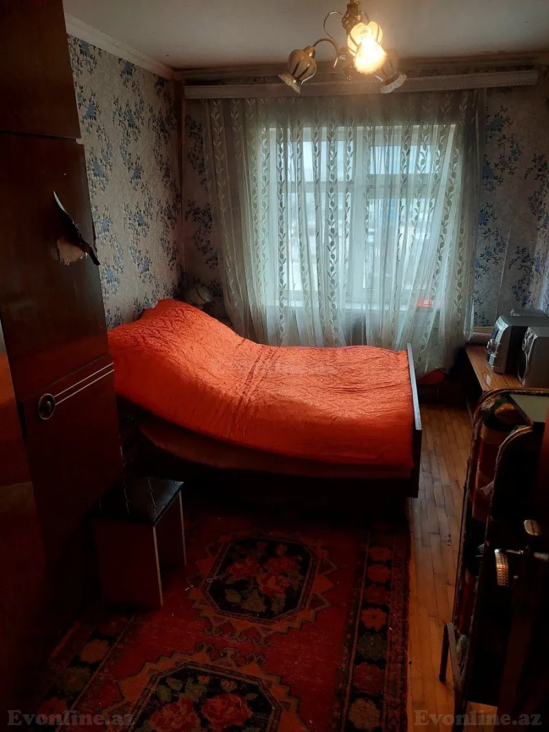 Satılır 2 otaqlı Mənzil Köhnə tikili 55 m² Yasamal - şəkil 2