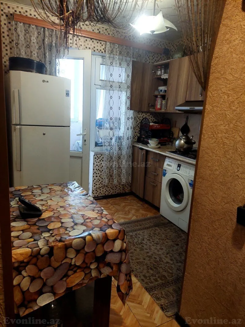 Satılır 2 otaqlı Mənzil Köhnə tikili 55 m² Yasamal - şəkil 4