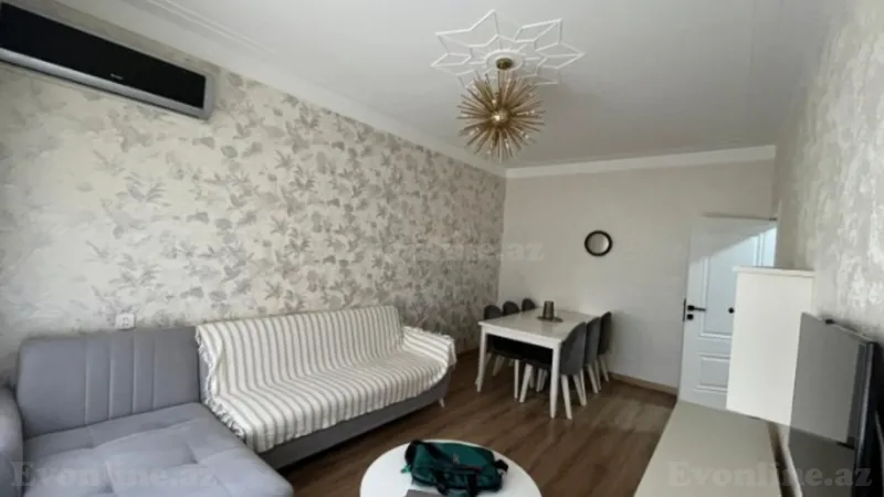 2 otaqlı Mənzil 73 m² 9-cu mikrorayon Satılır