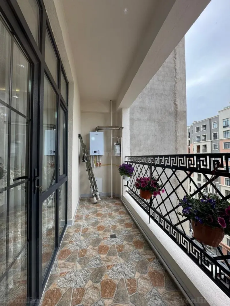 Satılır 3 otaqlı Mənzil Yeni tikili 127 m² Qara Qarayev m. - şəkil 12