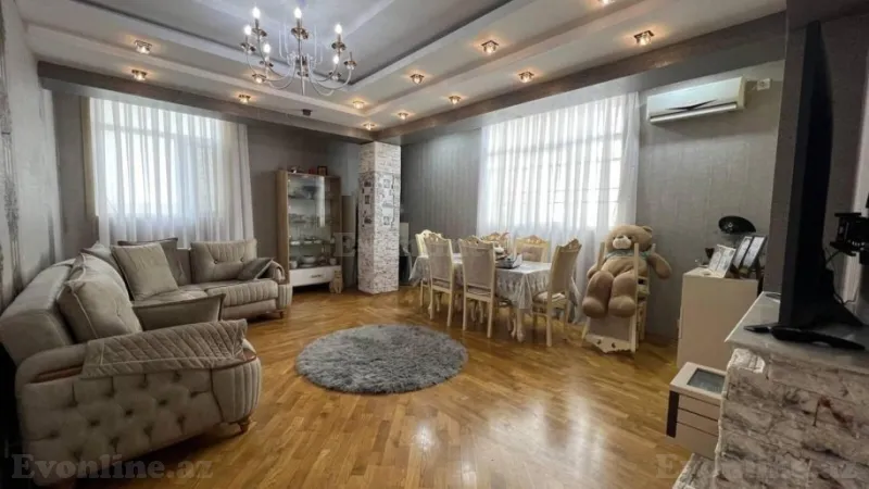 3 otaqlı Mənzil 110 m² Xətai r. Satılır