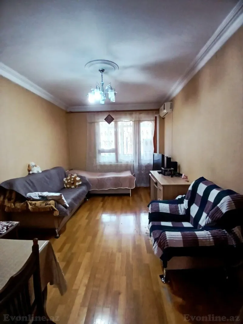 2 otaqlı Mənzil 50 m² 4-cü mikrorayon Kirayə verilir