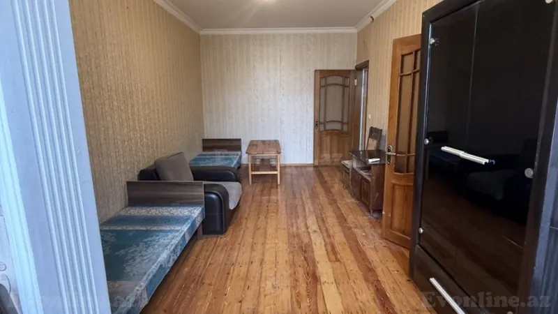 Kirayə verilir 1 otaqlı Mənzil Köhnə tikili 35 m² 4-cü mikrorayon - şəkil 2