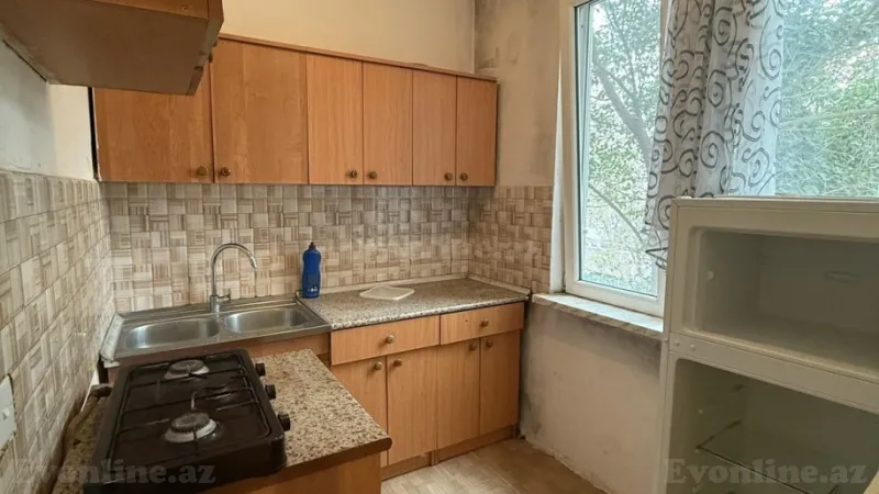 Kirayə verilir 1 otaqlı Mənzil Köhnə tikili 35 m² 4-cü mikrorayon - şəkil 4