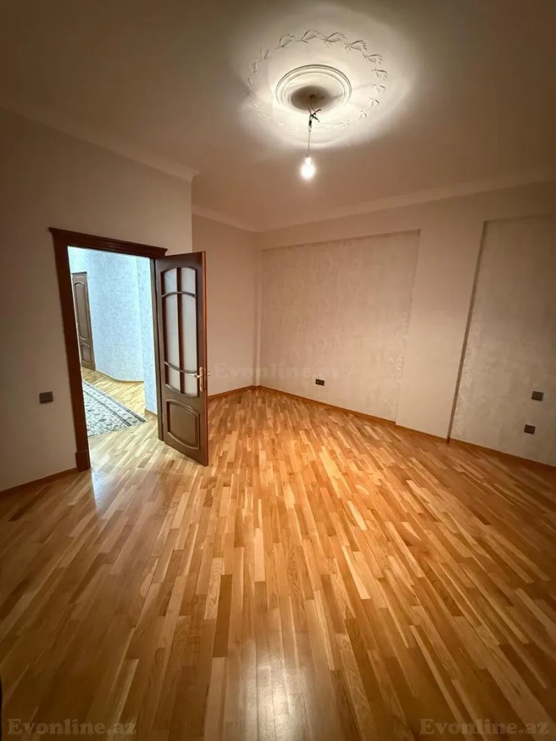 Satılır 4 otaqlı Mənzil Yeni tikili 175 m² Nəsimi r. - şəkil 5