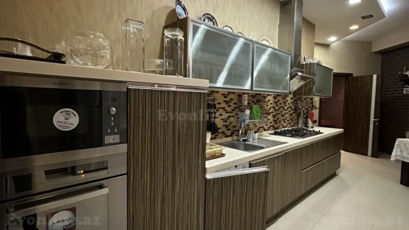 Kirayə verilir 4 otaqlı Mənzil Yeni tikili 230 m² Sahil m. - şəkil 7