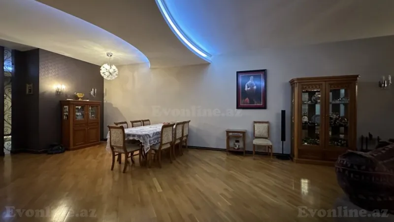 Kirayə verilir 4 otaqlı Mənzil Yeni tikili 230 m² Sahil m. - şəkil 9