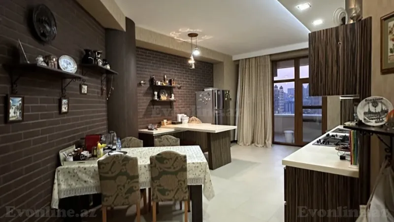 Kirayə verilir 4 otaqlı Mənzil Yeni tikili 230 m² Sahil m. - şəkil 14