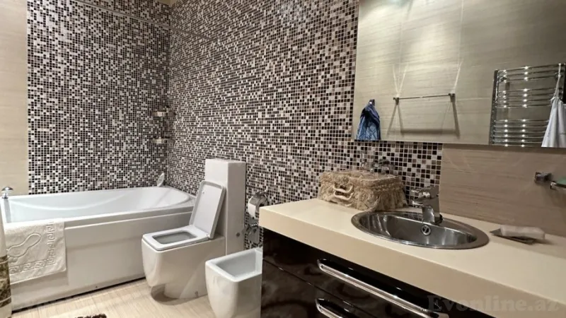 Kirayə verilir 4 otaqlı Mənzil Yeni tikili 230 m² Sahil m. - şəkil 28