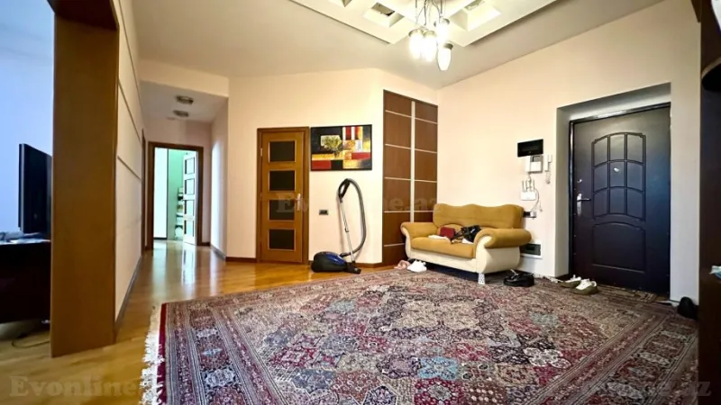 Satılır 4 otaqlı Mənzil Yeni tikili 178 m² Neftçilər m. - şəkil 5