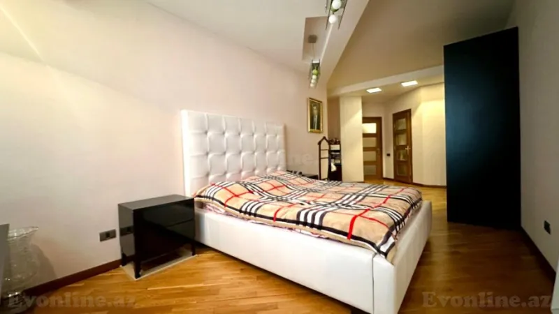 Satılır 4 otaqlı Mənzil Yeni tikili 178 m² Neftçilər m. - şəkil 7