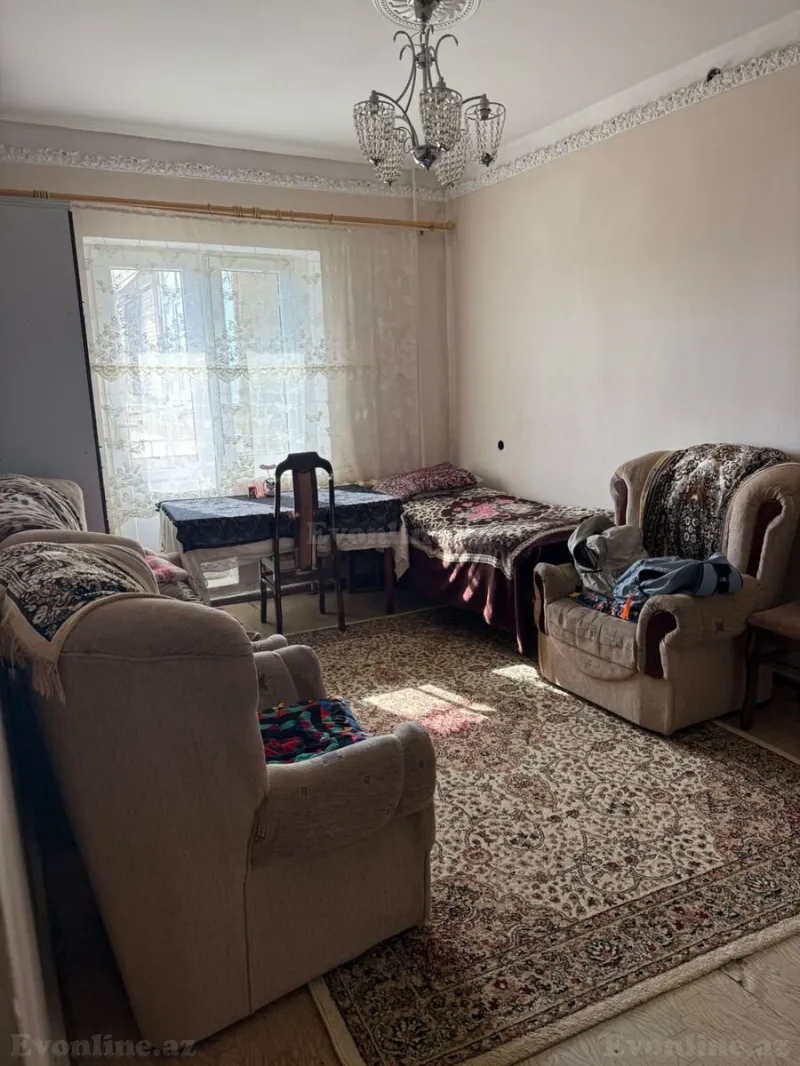 Satılır 3 otaqlı Mənzil Köhnə tikili 80 m² Suraxanı r.