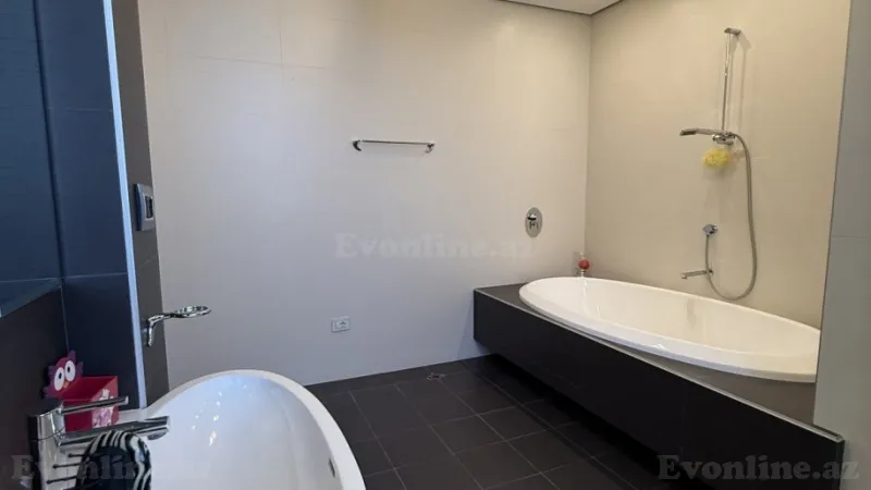 Satılır 5 otaqlı Mənzil Yeni tikili 600 m² Gənclik m. - şəkil 5