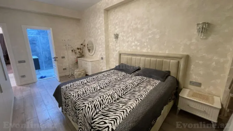 Kirayə verilir 4 otaqlı Mənzil Yeni tikili 145 m² Xətai r. - şəkil 8