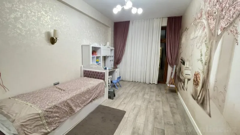 Kirayə verilir 4 otaqlı Mənzil Yeni tikili 145 m² Xətai r. - şəkil 12