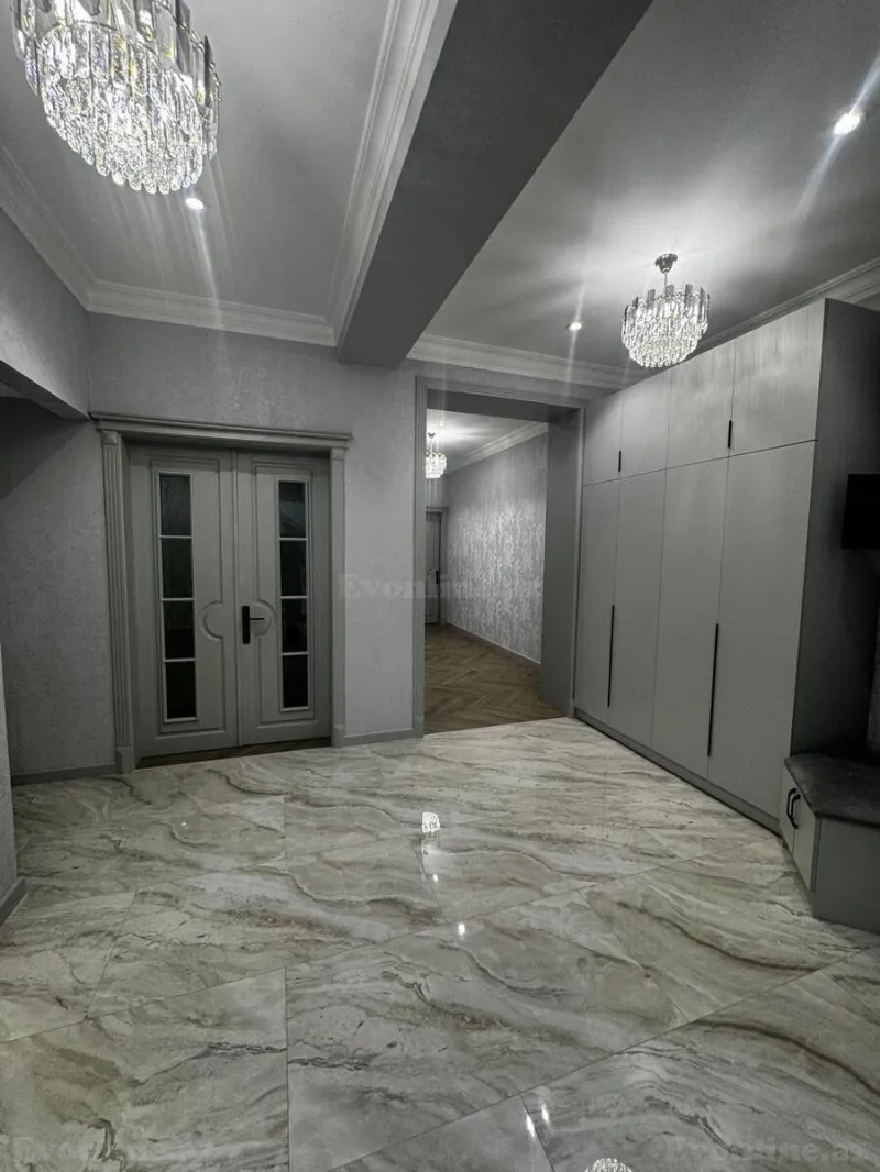 Satılır 3 otaqlı Mənzil Yeni tikili 150 m² Nəsimi r. - şəkil 13