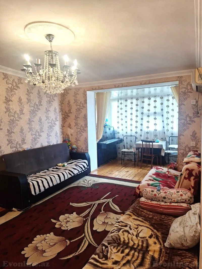 3 otaqlı Mənzil 75 m² Neftçilər m. Kirayə verilir