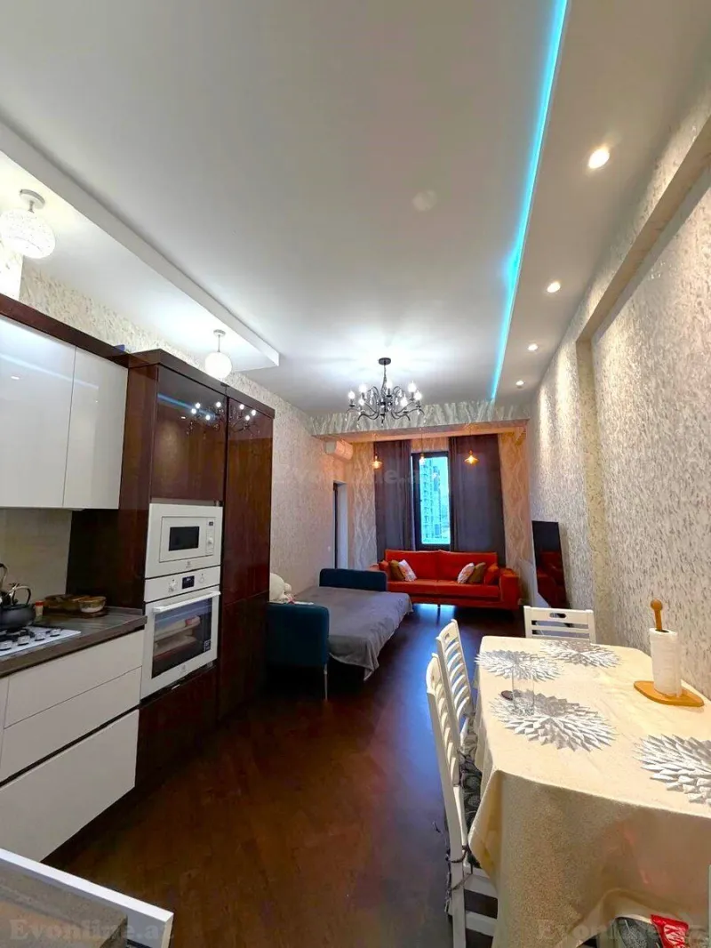 Satılır 2 otaqlı Mənzil Yeni tikili 70 m² Nəsimi r. - şəkil 3