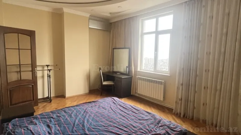 Kirayə verilir 4 otaqlı Mənzil Yeni tikili 141 m² Nizami m. - şəkil 3