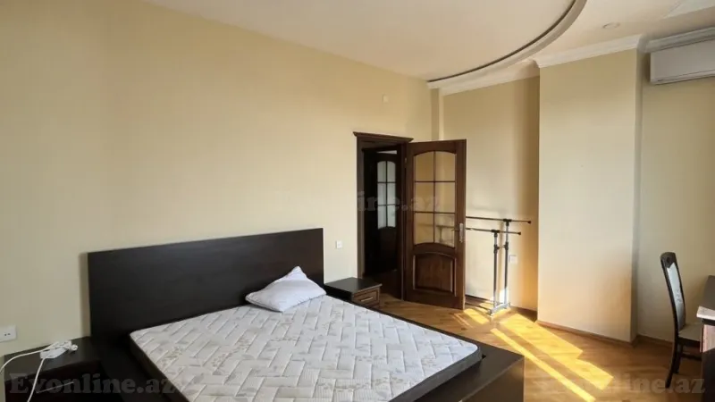 Kirayə verilir 4 otaqlı Mənzil Yeni tikili 141 m² Nizami m. - şəkil 12