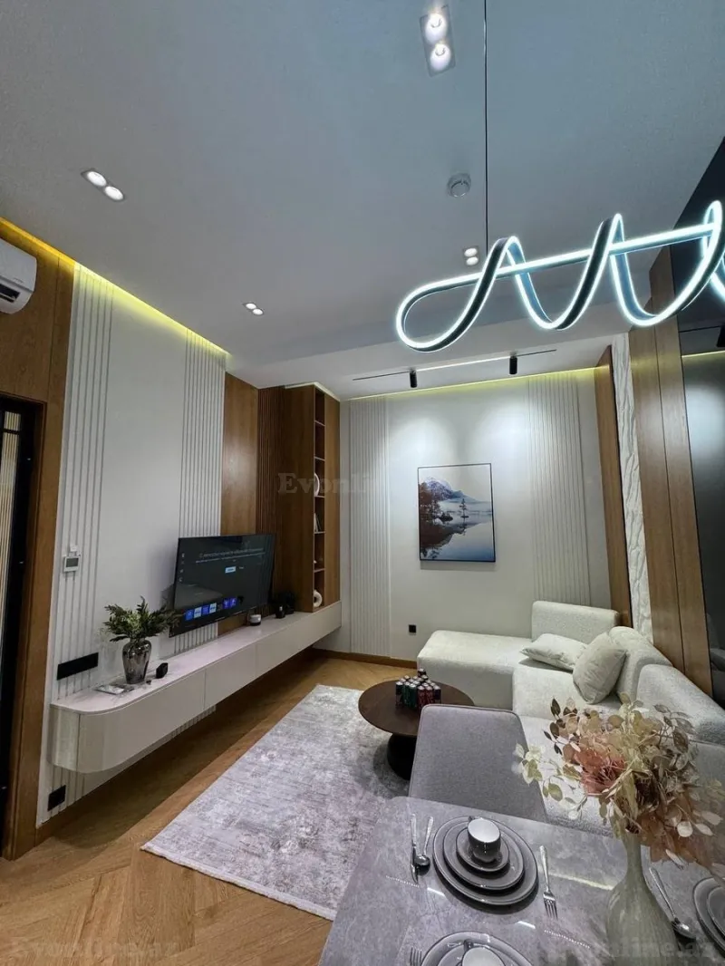 Kirayə verilir 3 otaqlı Mənzil Yeni tikili 96 m² Xətai m.