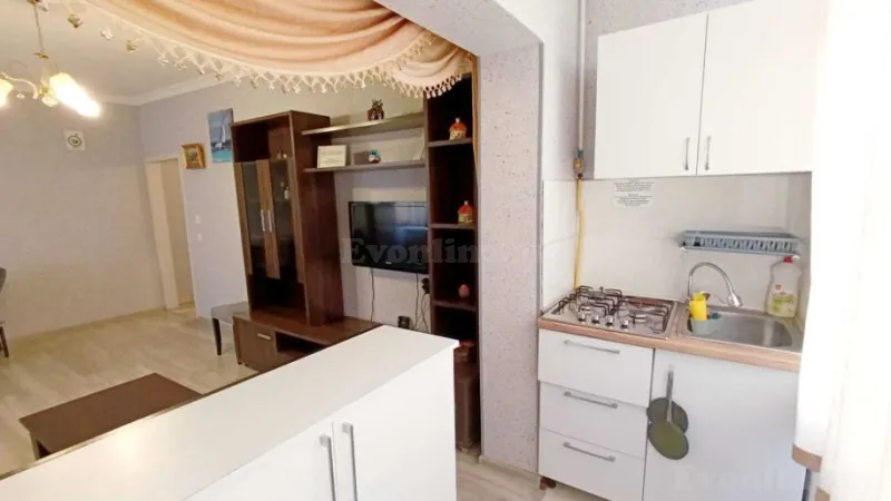 Satılır 2 otaqlı Mənzil Köhnə tikili 50 m² Gənclik m. - şəkil 5