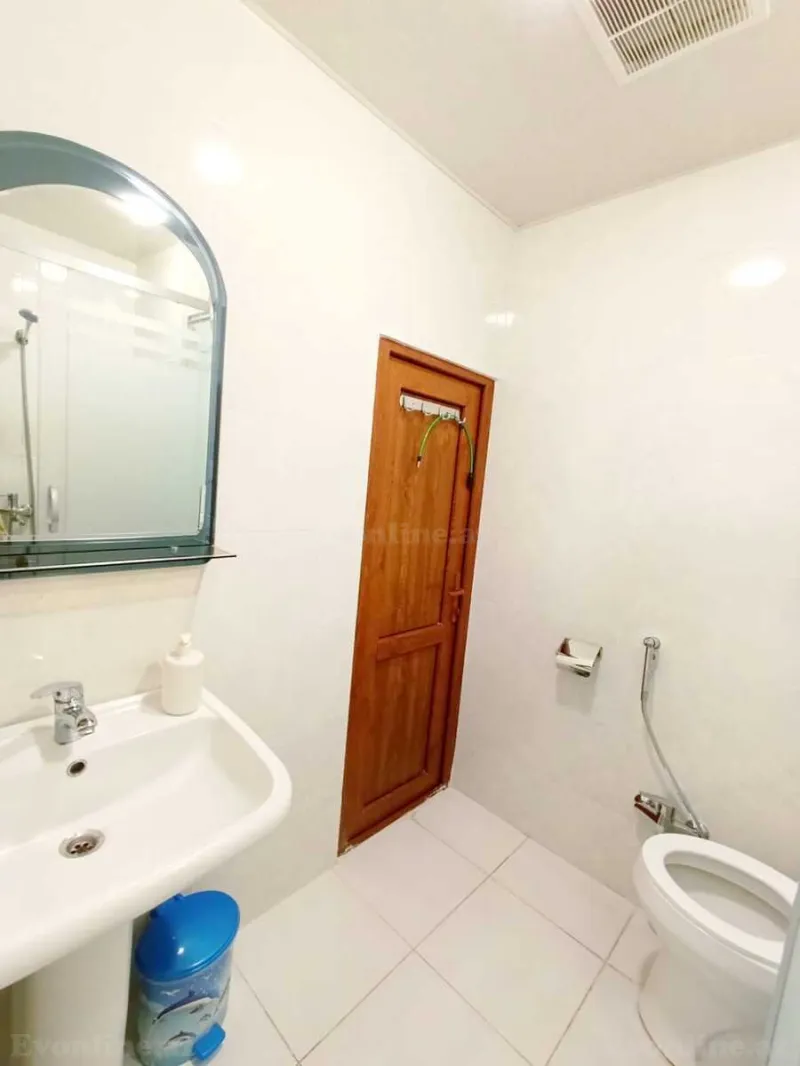 Satılır 2 otaqlı Mənzil Köhnə tikili 50 m² Gənclik m. - şəkil 15