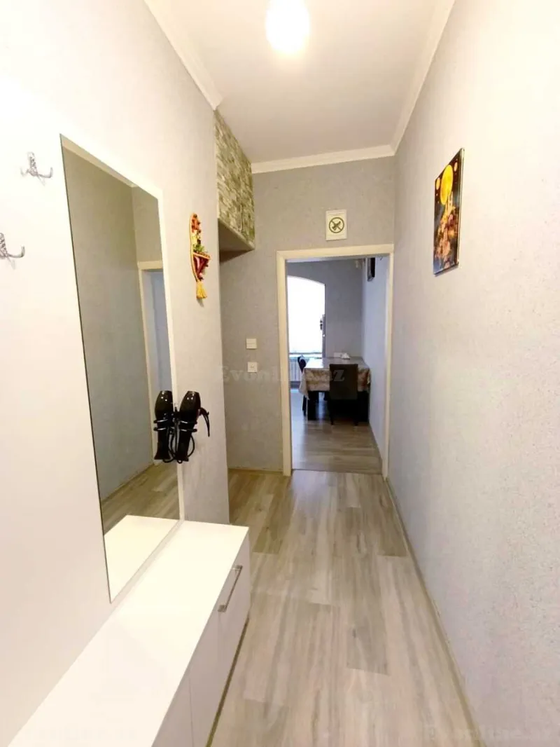 Satılır 2 otaqlı Mənzil Köhnə tikili 50 m² Gənclik m. - şəkil 17