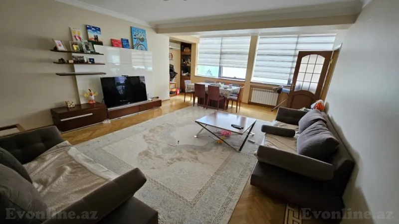 Satılır 2 otaqlı Mənzil Köhnə tikili 80 m² Yasamal - şəkil 5