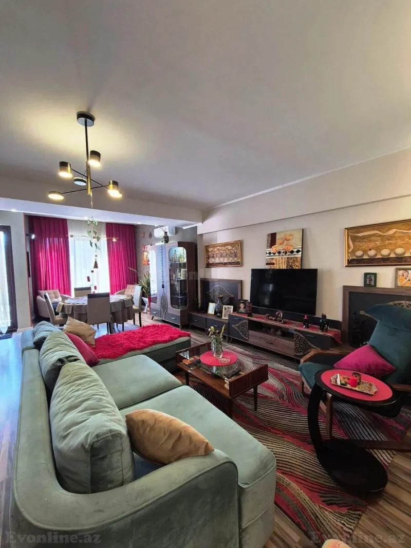 2 otaqlı Mənzil 85 m² 28 May m. Satılır