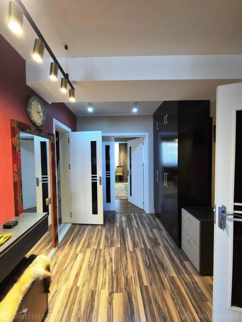 Satılır 2 otaqlı Mənzil Köhnə tikili 85 m² 28 May m. - şəkil 8