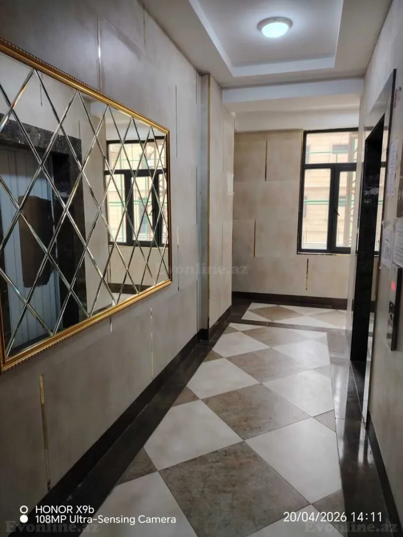 Satılır 2 otaqlı Mənzil Yeni tikili 87 m² 28 May m.