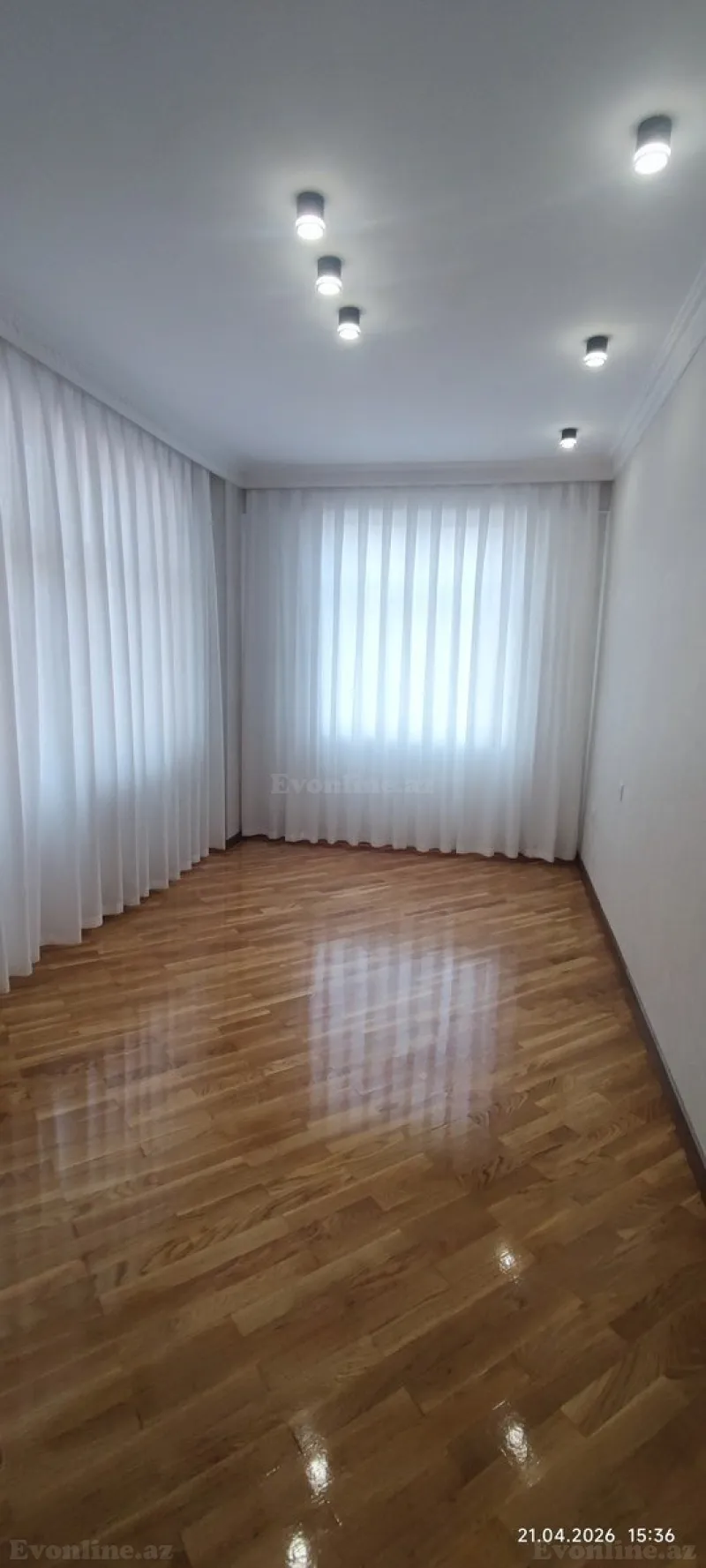 Satılır 2 otaqlı Mənzil Yeni tikili 90 m² 8-ci mikrorayon - şəkil 2