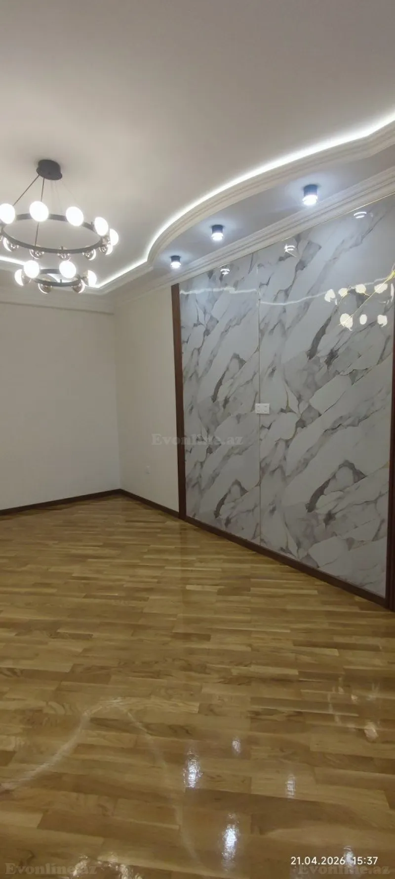 Satılır 2 otaqlı Mənzil Yeni tikili 90 m² 8-ci mikrorayon - şəkil 5