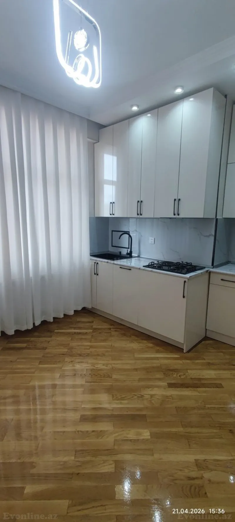Satılır 2 otaqlı Mənzil Yeni tikili 90 m² 8-ci mikrorayon - şəkil 10
