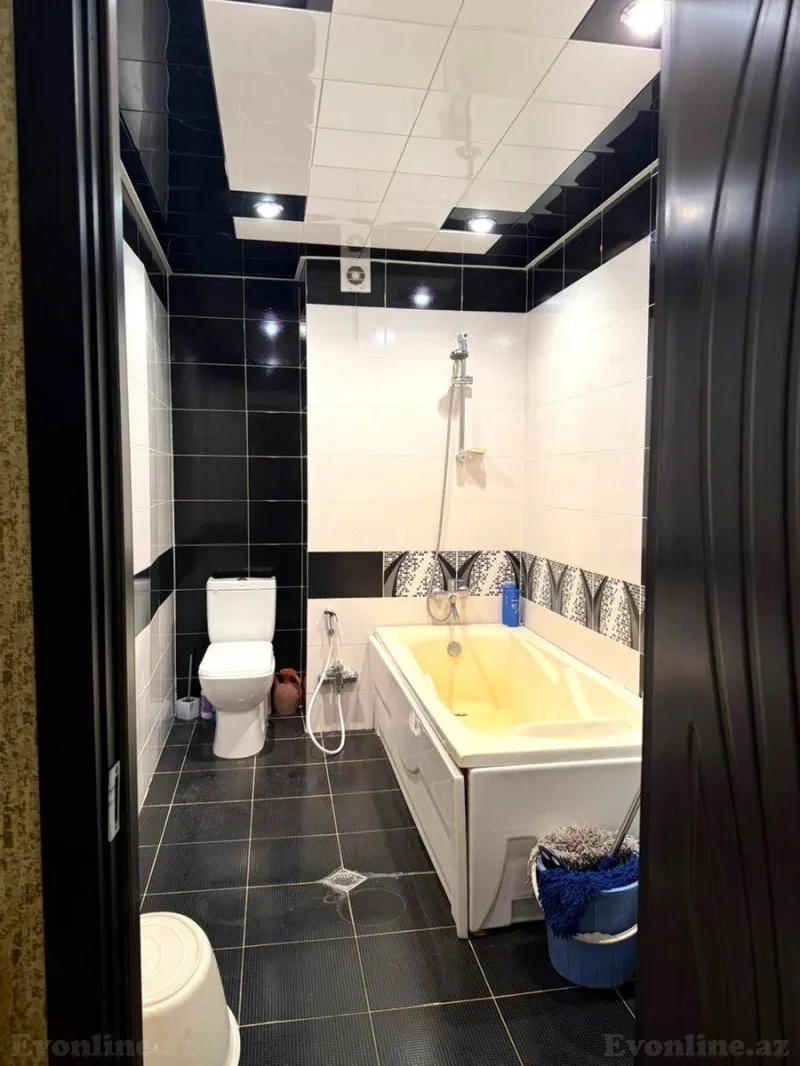 Satılır 3 otaqlı Mənzil Yeni tikili 72 m² Nizami r. - şəkil 14