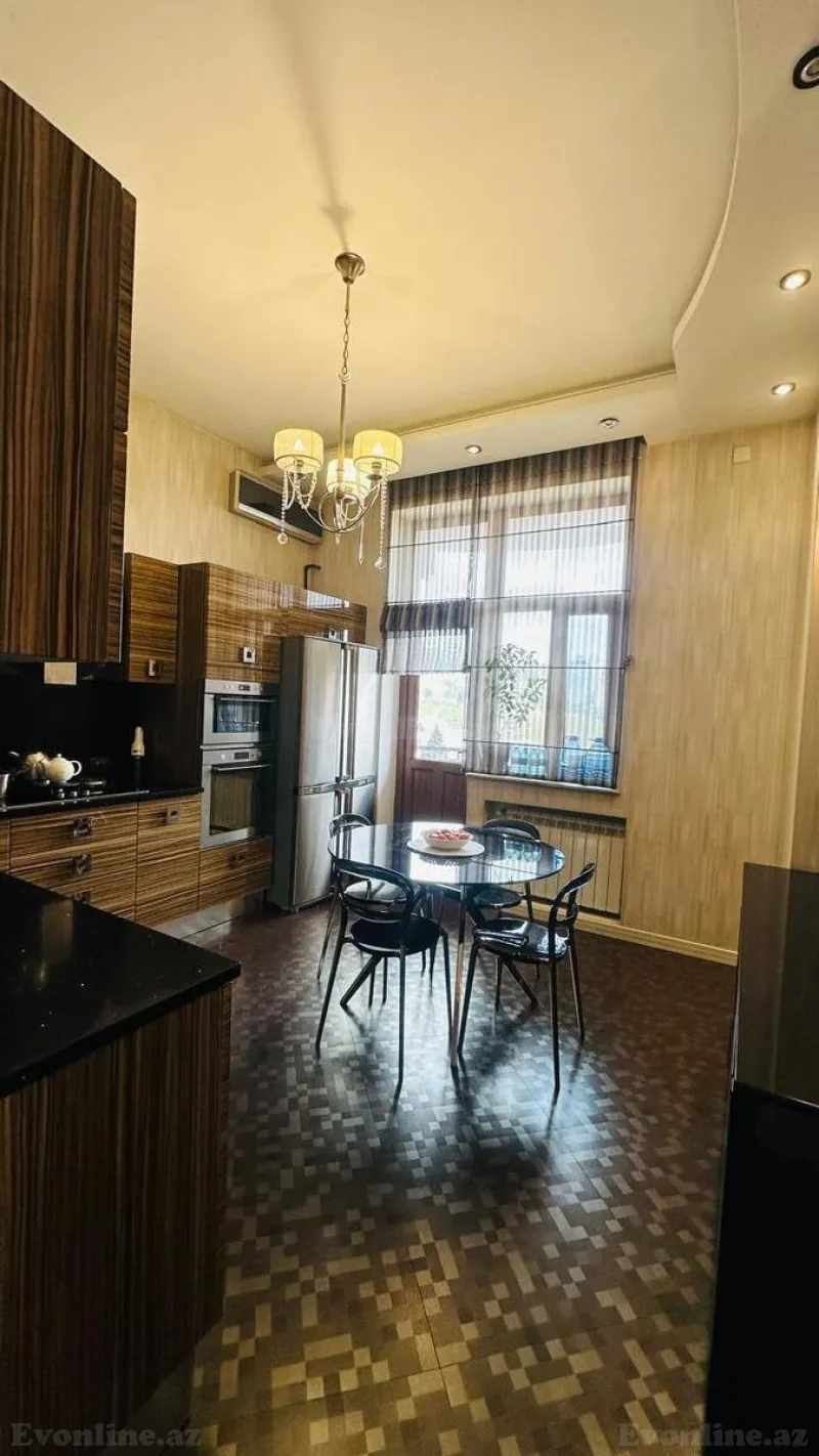 Satılır 4 otaqlı Mənzil Yeni tikili 120 m² İçərişəhər m. - şəkil 7