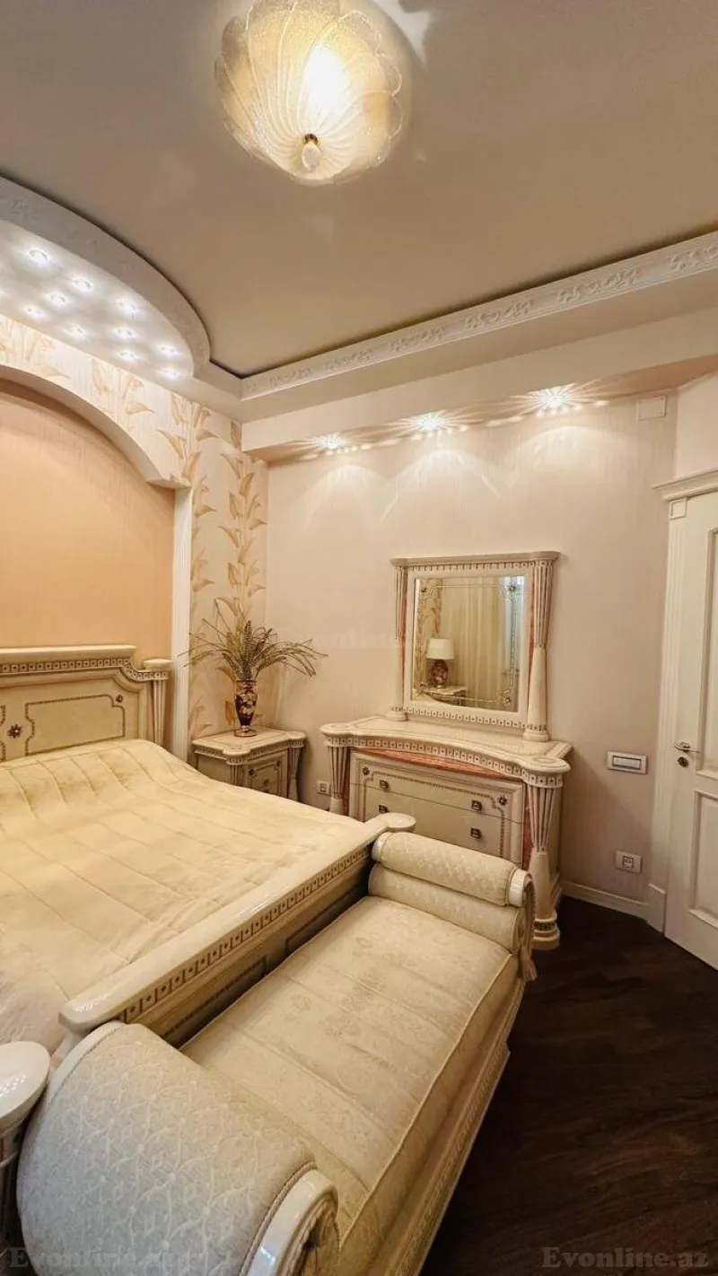 Satılır 4 otaqlı Mənzil Yeni tikili 120 m² İçərişəhər m. - şəkil 15