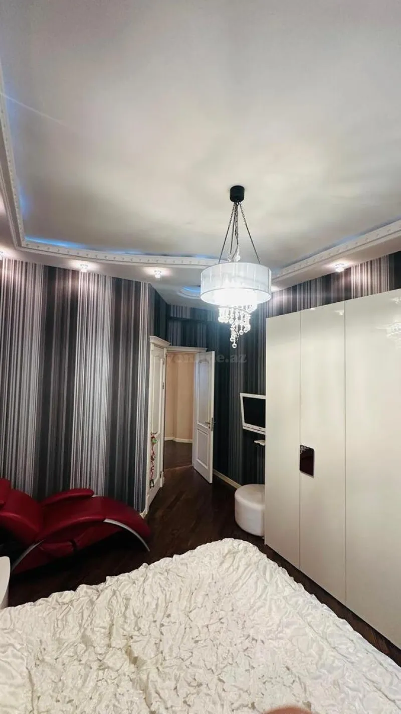 Satılır 4 otaqlı Mənzil Yeni tikili 120 m² İçərişəhər m. - şəkil 16