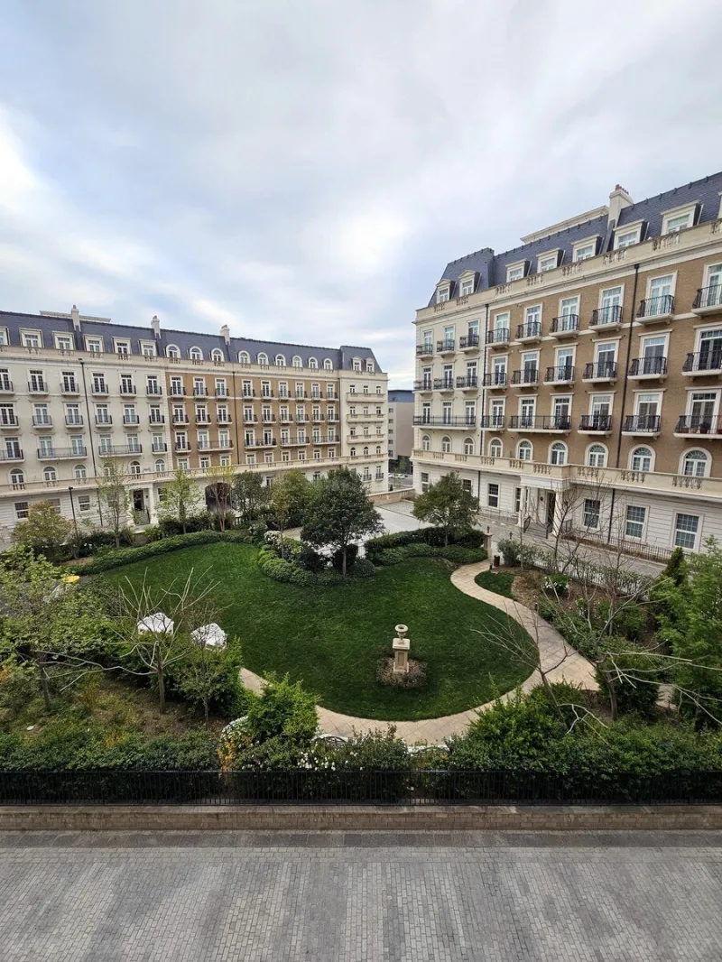 Satılır 3 otaqlı Mənzil Yeni tikili 122 m² Xətai r. - şəkil 2