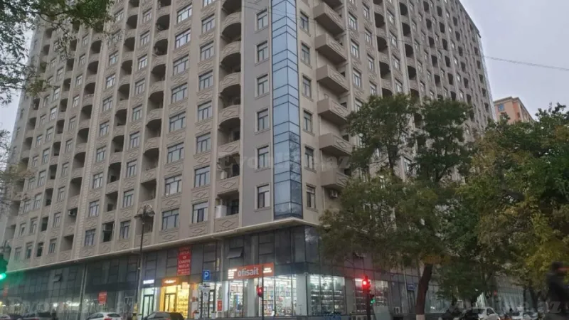 Kirayə verilir 3 otaqlı Mənzil Yeni tikili 140 m² 28 May m. - şəkil 18