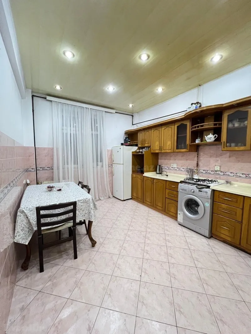 Kirayə verilir 3 otaqlı Mənzil Yeni tikili 120 m² 6-cı mikrorayon - şəkil 6