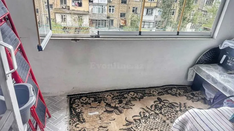 Satılır 3 otaqlı Mənzil Köhnə tikili 75 m² Neftçilər m. - şəkil 11