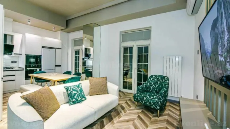 Kirayə verilir 2 otaqlı Mənzil Yeni tikili 70 m² Xətai r.